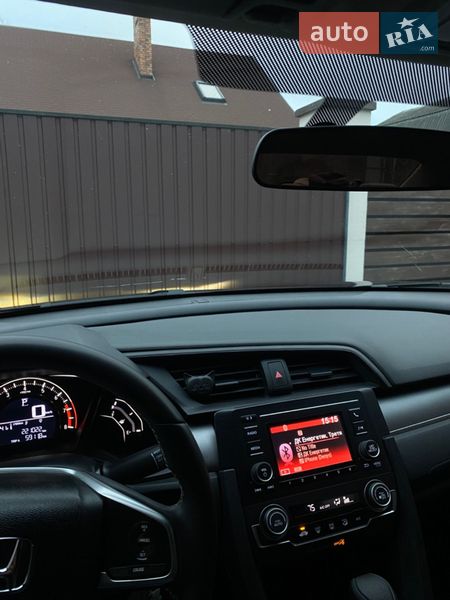 Седан Honda Civic 2016 в Киеве