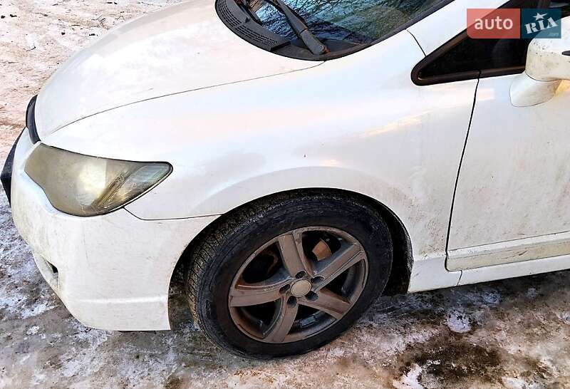 Седан Honda Civic 2008 в Киеве