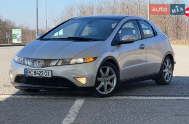 Хэтчбек Honda Civic 2007 в Дрогобыче