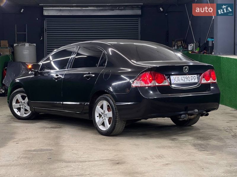 Седан Honda Civic 2008 в Киеве