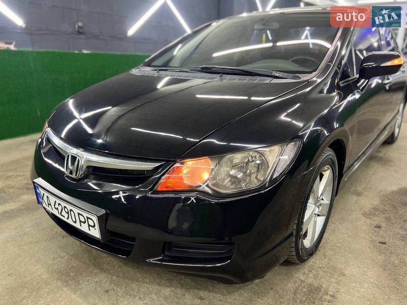Седан Honda Civic 2008 в Киеве