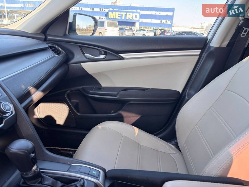 Седан Honda Civic 2016 в Киеве фото 17 Седан Honda Civic 2016 в Киеве