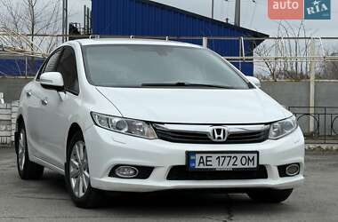 Седан Honda Civic 2012 в Днепре