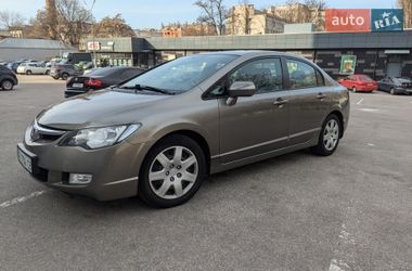 Седан Honda Civic 2008 в Днепре