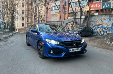 Хэтчбек Honda Civic 2018 в Киеве