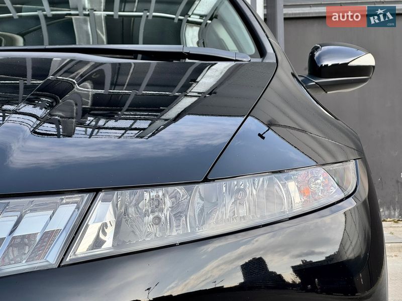 Хэтчбек Honda Civic 2008 в Киеве