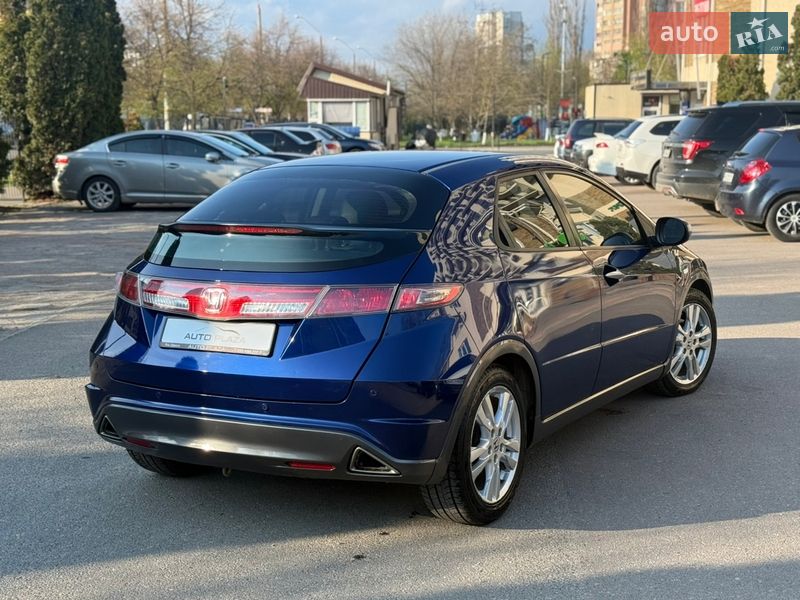 Хэтчбек Honda Civic 2009 в Одессе