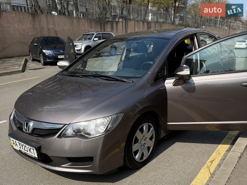Седан Honda Civic 2011 в Києві