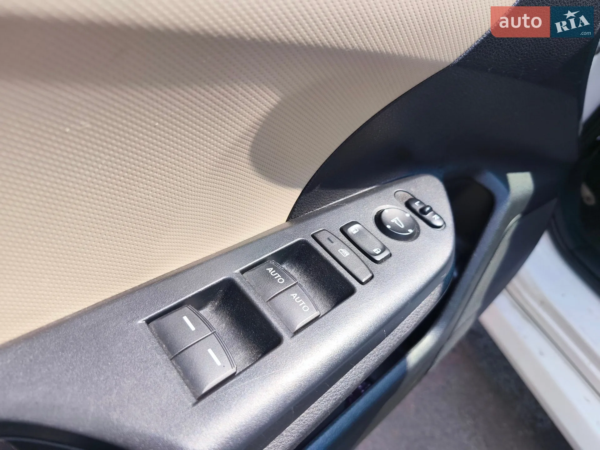 2016 Honda Civic - мініатюра 13