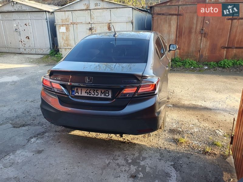Седан Honda Civic 2013 в Киеве фото 15 Седан Honda Civic 2013 в Киеве
