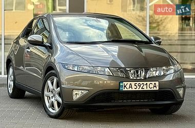 Хэтчбек Honda Civic 2007 в Житомире