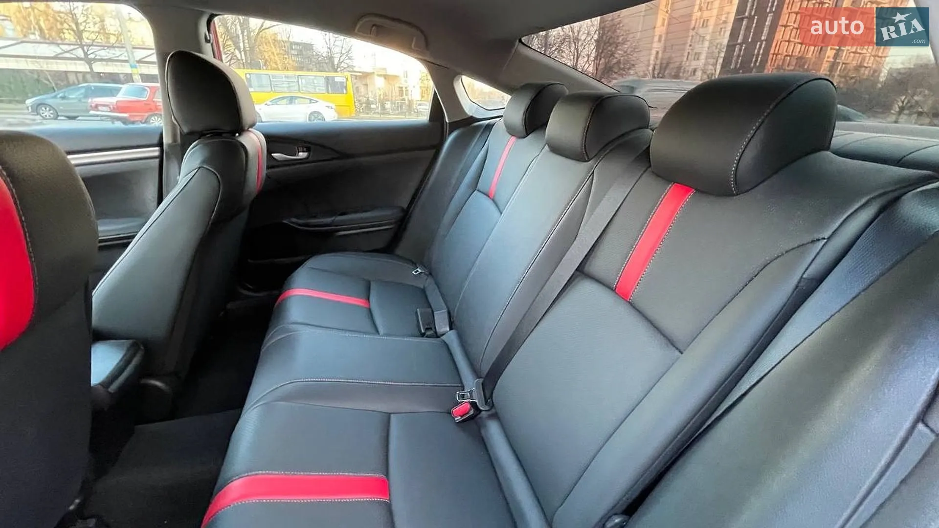 2016 Honda Civic - мініатюра 8