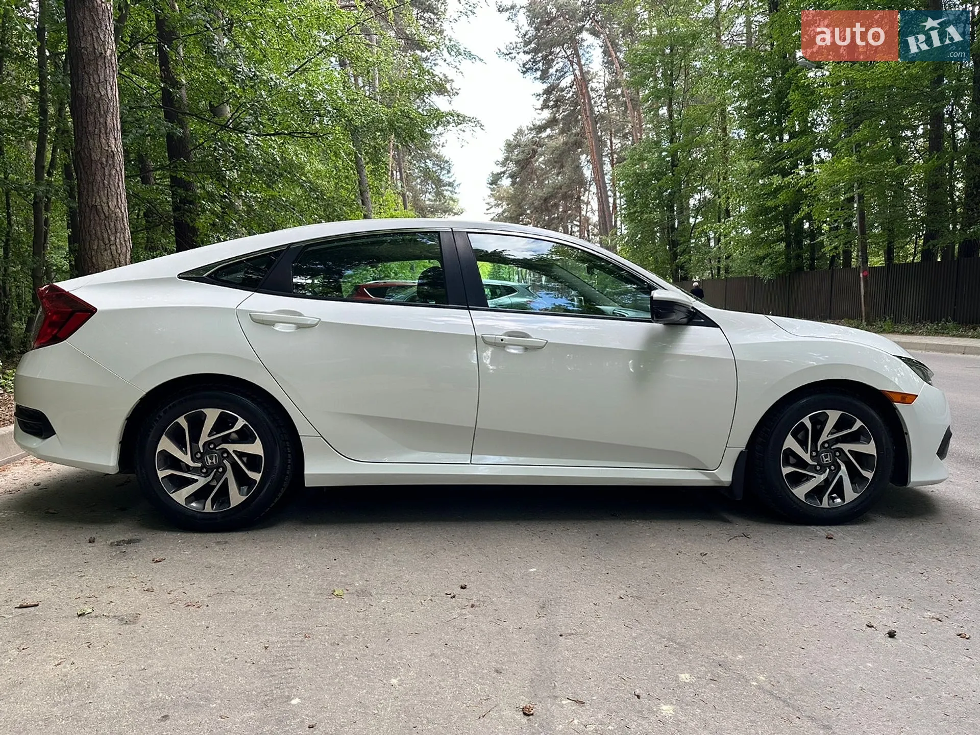 2016 Honda Civic - мініатюра 12
