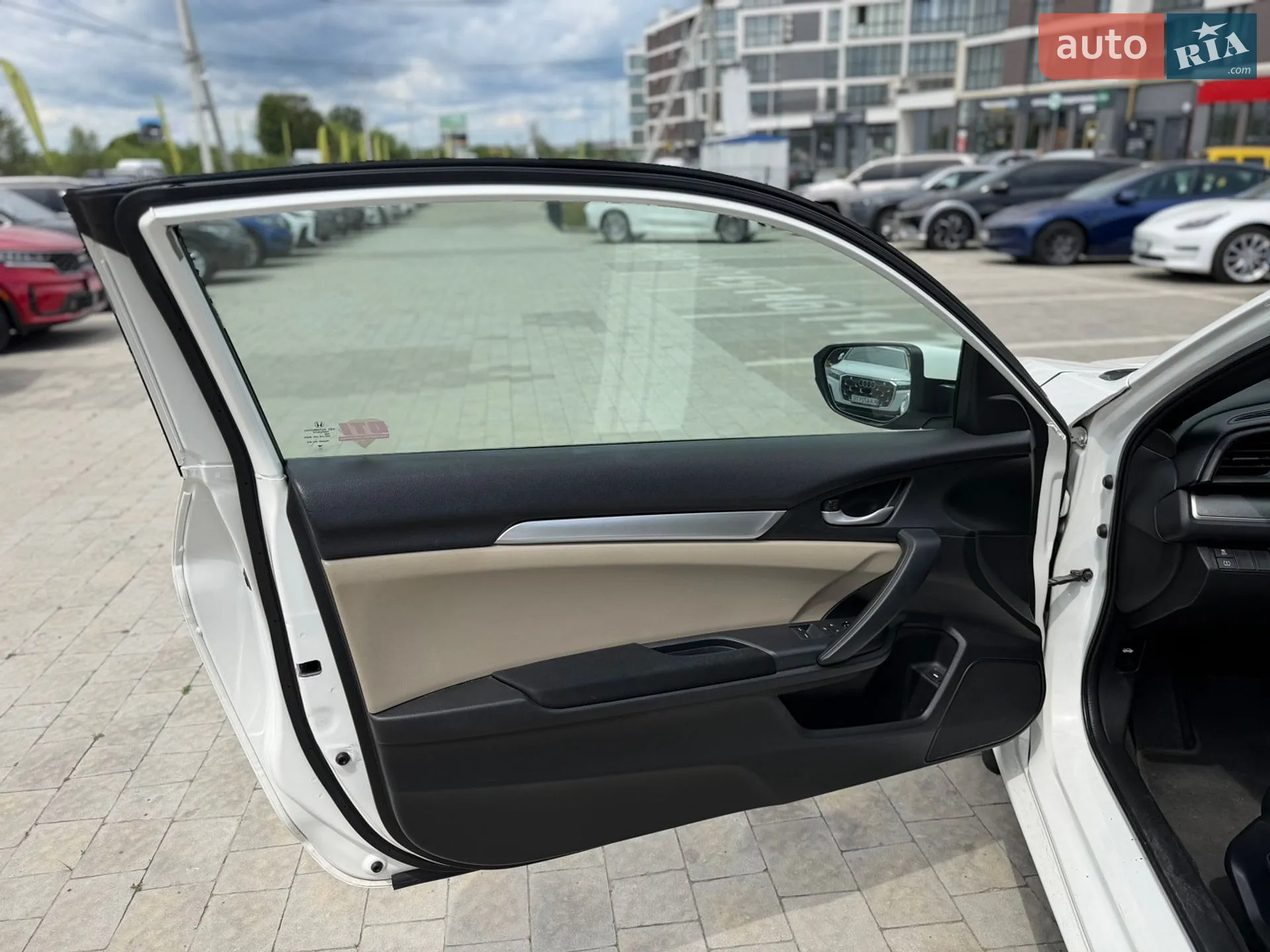 2017 Honda Civic - мініатюра 18