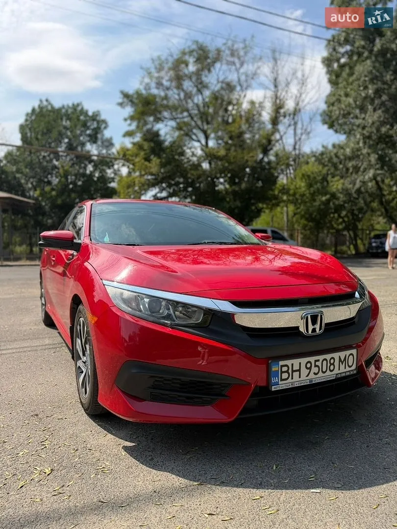 2016 Honda Civic - фото 1