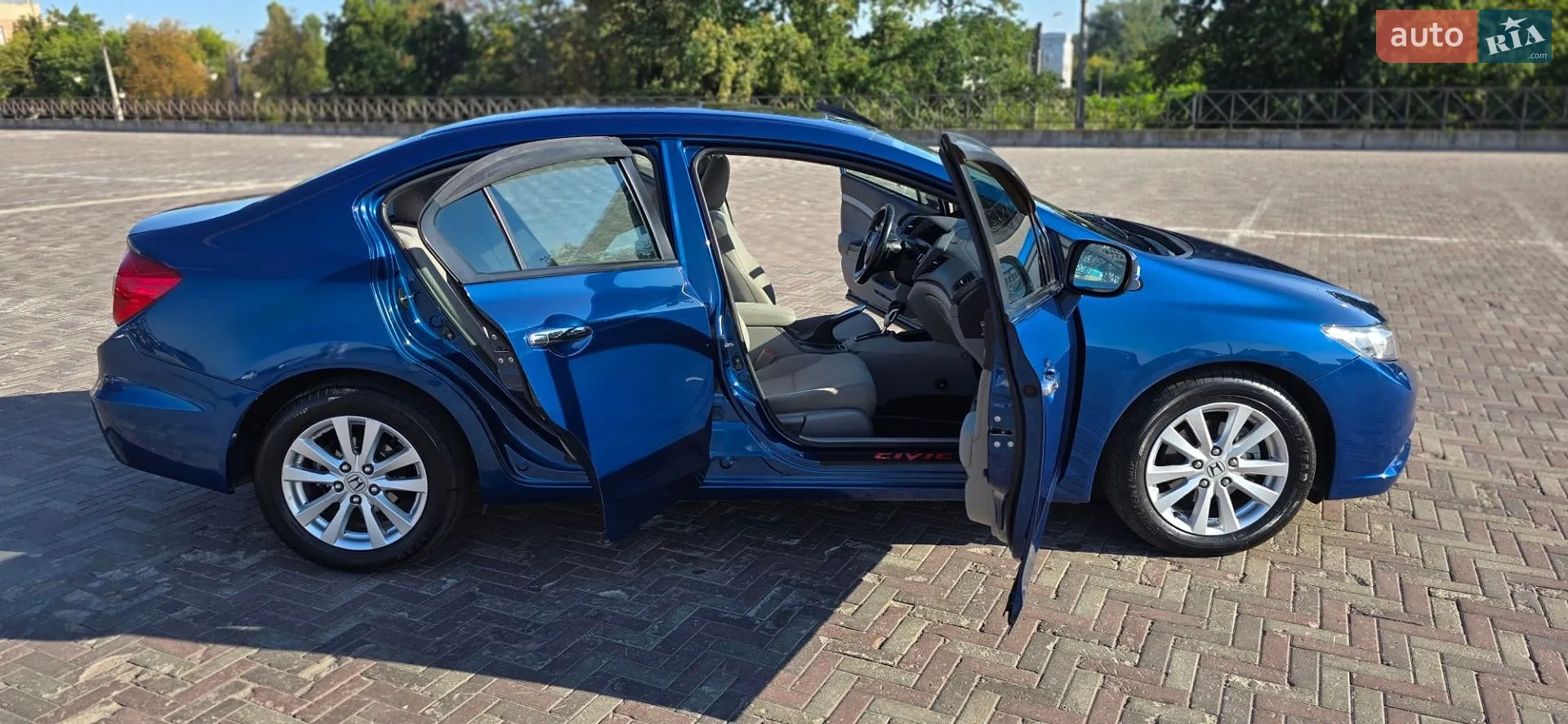 2012 Honda Civic - мініатюра 17