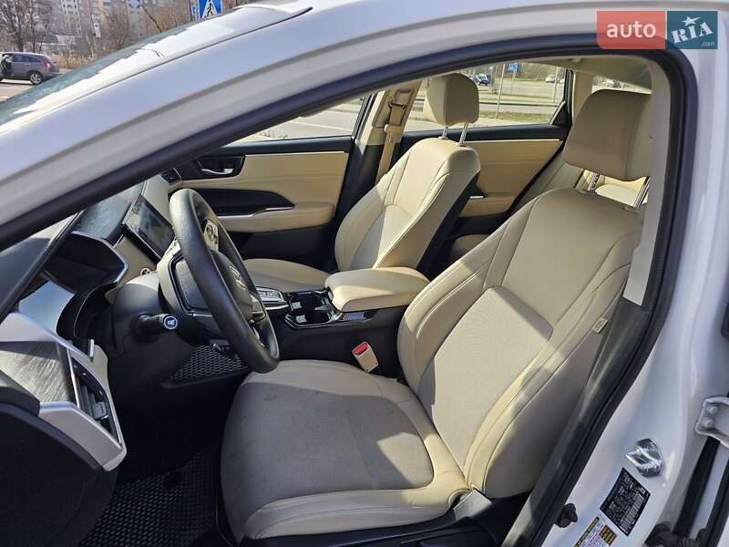 Седан Honda Clarity 2018 в Києві