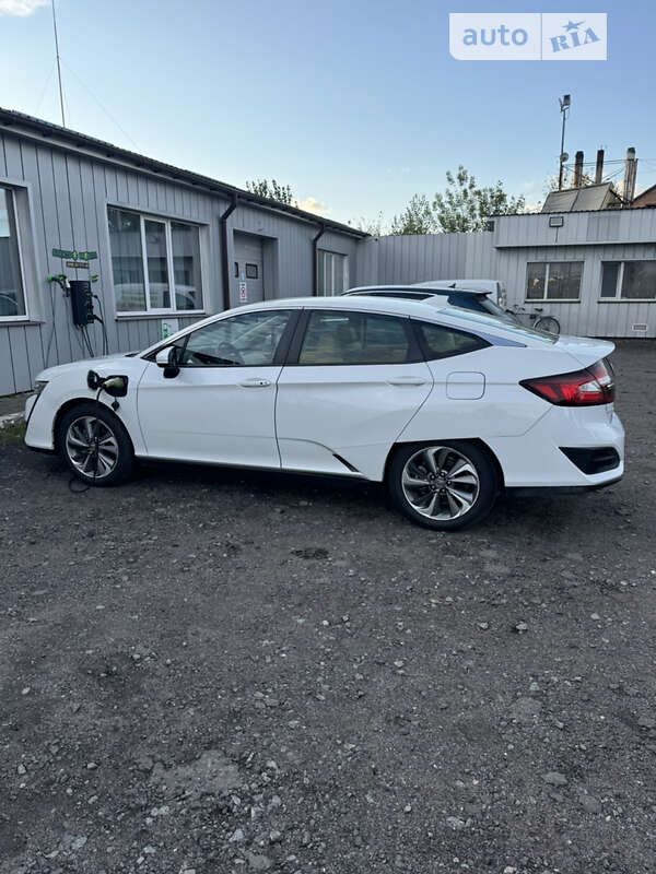 Седан Honda Clarity 2018 в Ровно