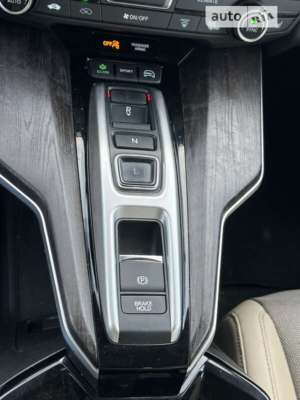 Седан Honda Clarity 2018 в Ровно