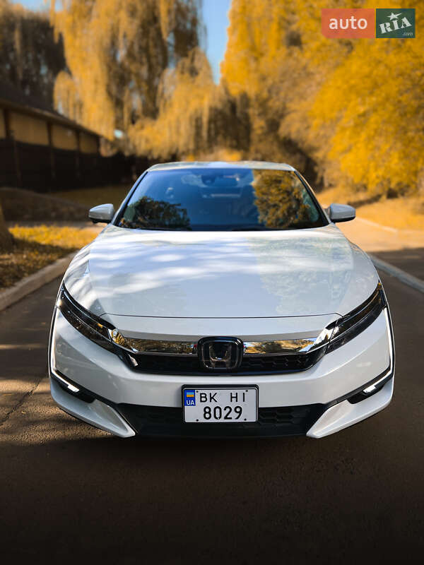 Седан Honda Clarity 2018 в Рівному