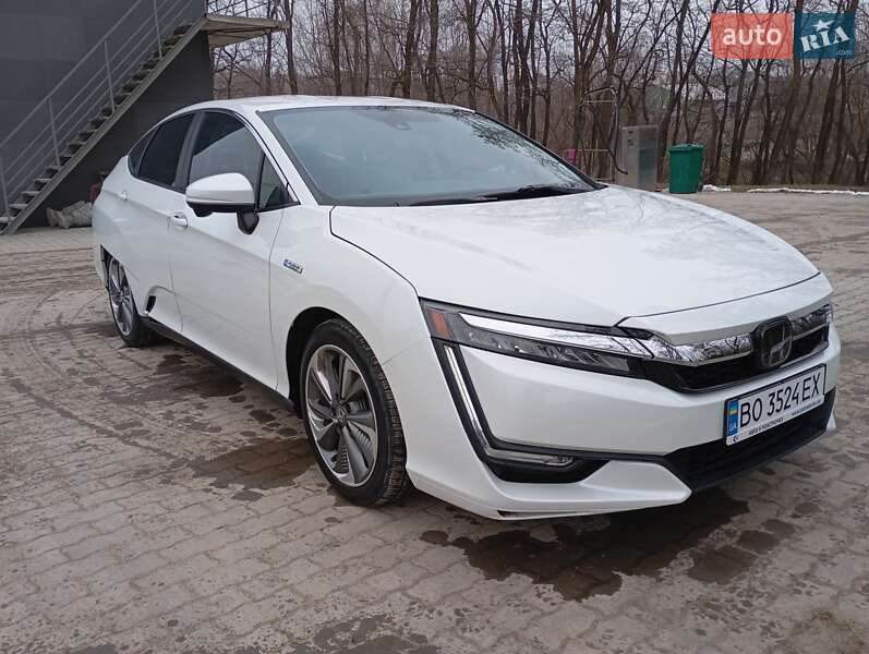 Седан Honda Clarity 2017 в Теребовле