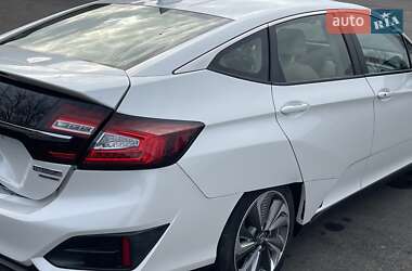 Седан Honda Clarity 2018 в Благовещенском