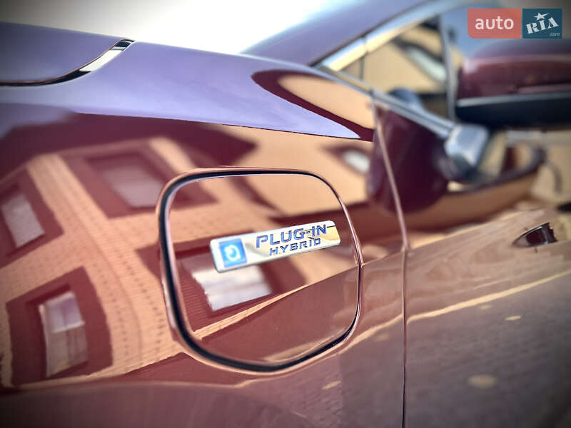 Седан Honda Clarity 2018 в Ладыжине