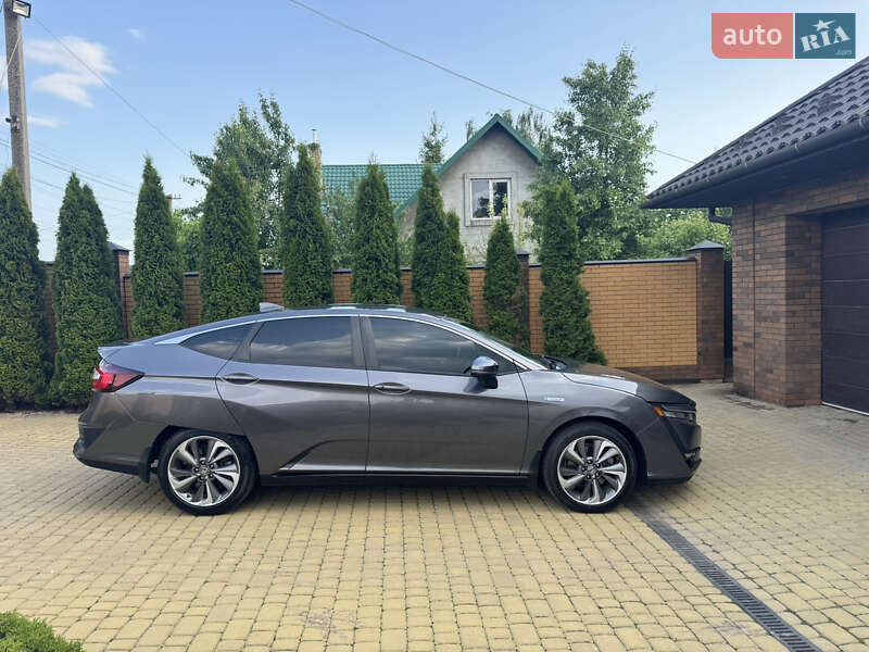 Седан Honda Clarity 2017 в Владимире