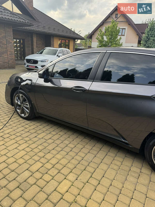 Седан Honda Clarity 2017 в Владимире