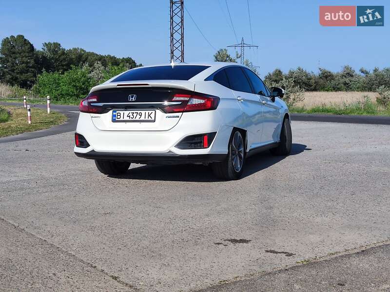Седан Honda Clarity 2018 в Кременчуці