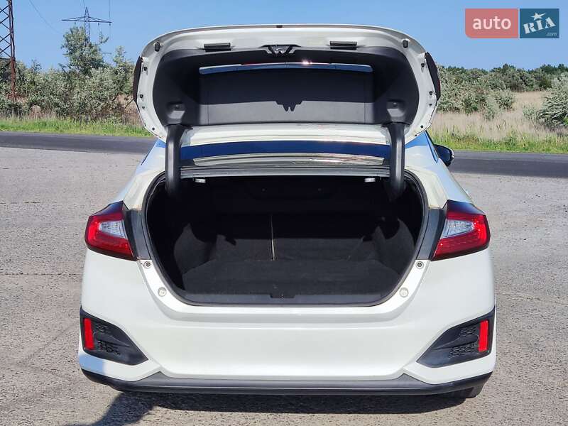 Седан Honda Clarity 2018 в Кременчуці