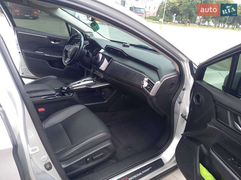 Седан Honda Clarity 2019 в Черкасах