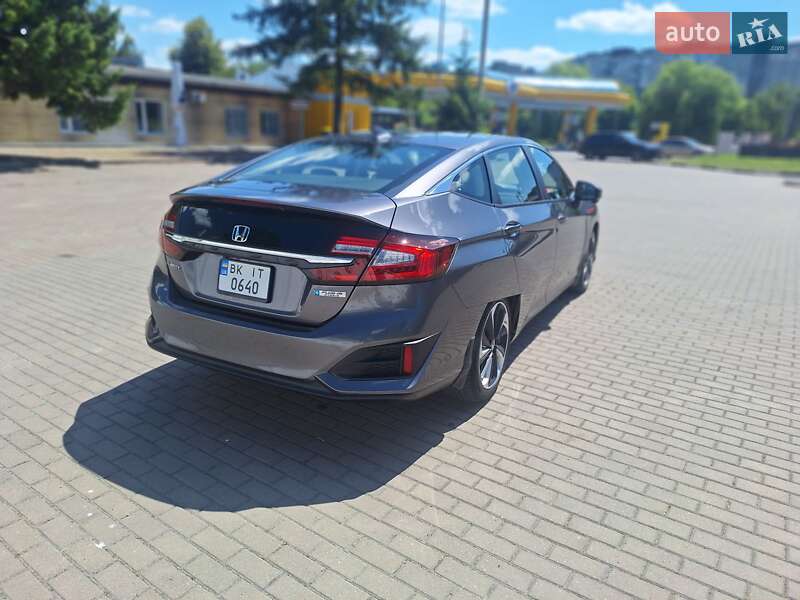 Седан Honda Clarity 2018 в Ровно