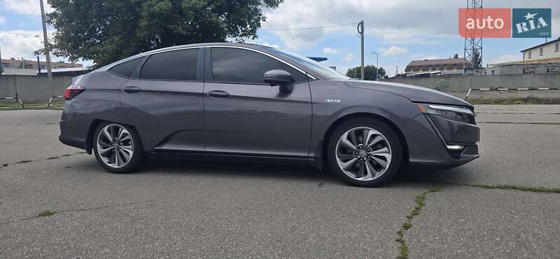 Седан Honda Clarity 2017 в Кременчуці