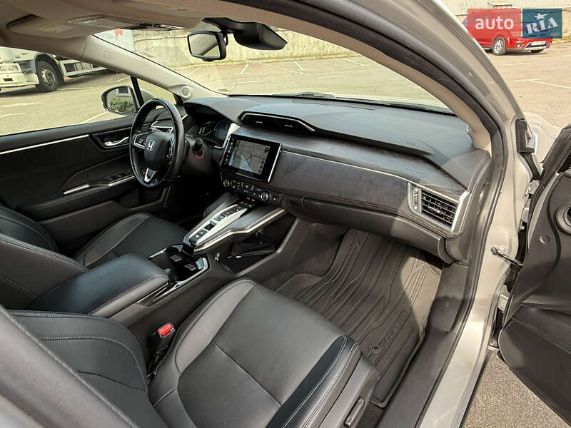 Седан Honda Clarity 2017 в Киеве