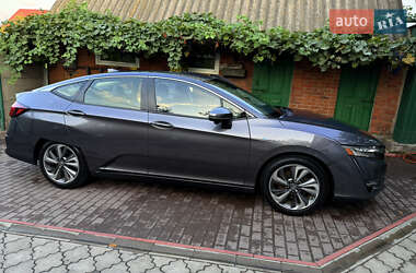 Седан Honda Clarity 2017 в  фото 3 Седан Honda Clarity 2017 в