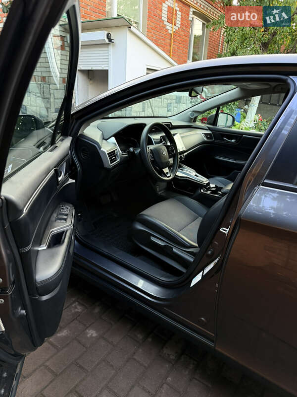 Седан Honda Clarity 2017 в Гайсине фото 28 Седан Honda Clarity 2017 в Гайсине