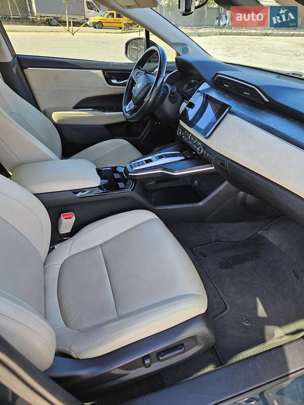 Седан Honda Clarity 2017 в Виноградове