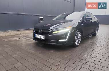 Седан Honda Clarity 2018 в Ужгороде