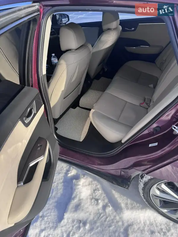Honda Clarity 2019 VIN JHMZC5F39KC002519 фото оголошення 15 з 57