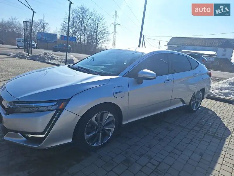 Honda Clarity 2018 VIN JHMZC5F17JC022765 фото оголошення 4 з 60