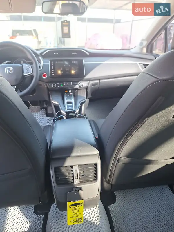 Honda Clarity 2018 VIN JHMZC5F17JC022765 фото оголошення 12 з 60