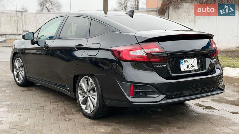 Седан Honda Clarity 2018 в Николаеве
