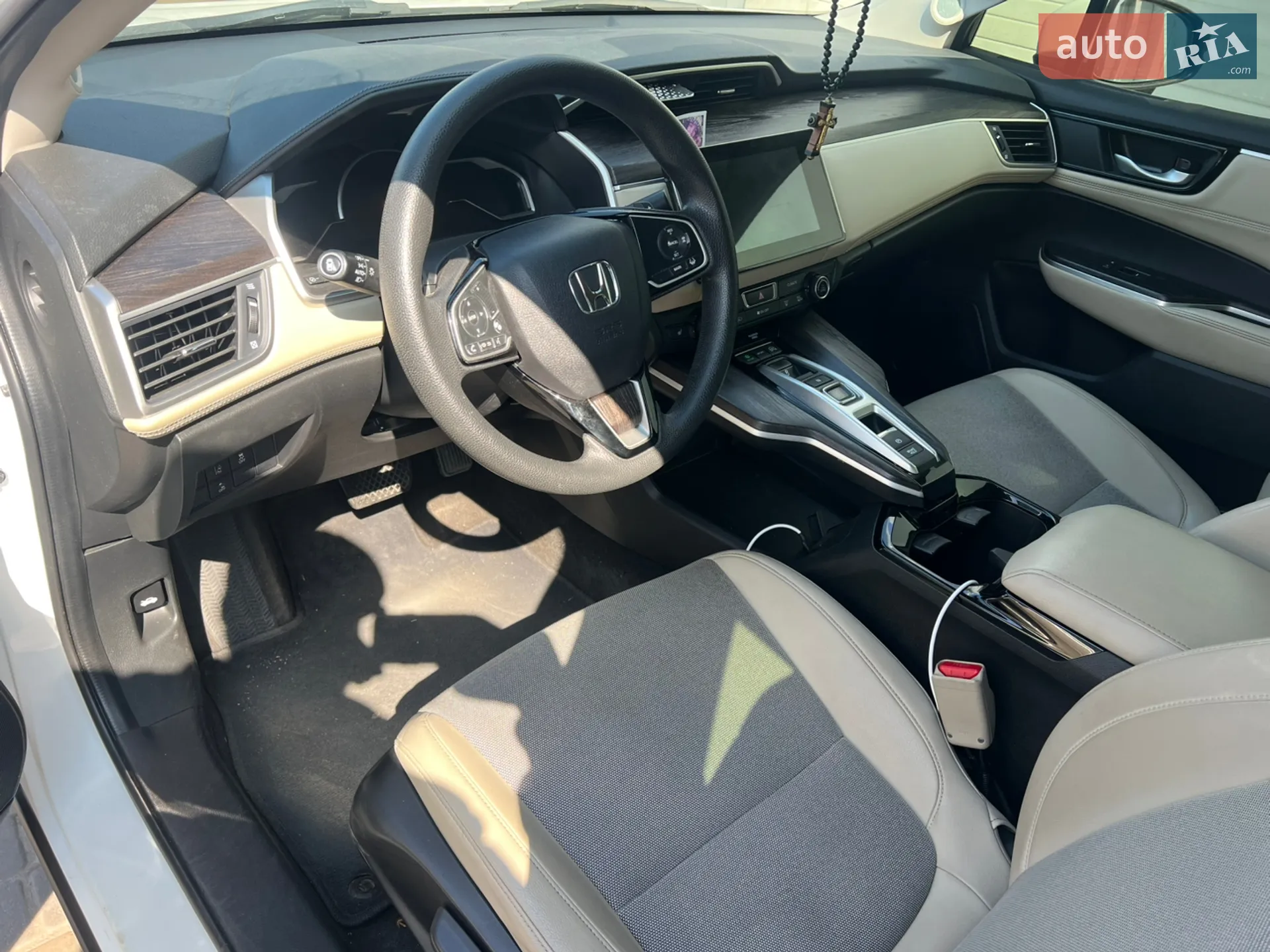 2018 Honda FCX Clarity - мініатюра 17