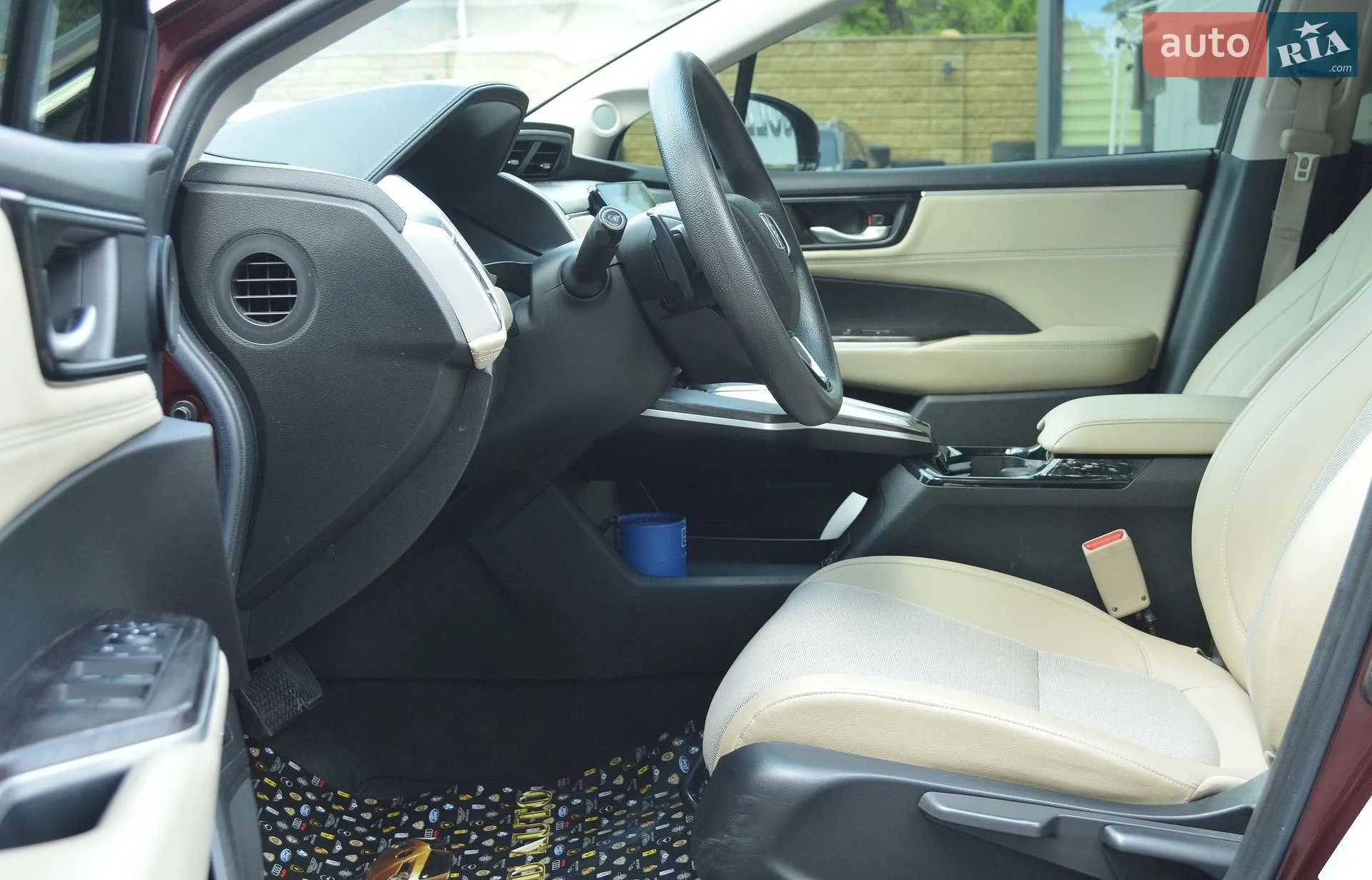 2018 Honda FCX Clarity - мініатюра 18