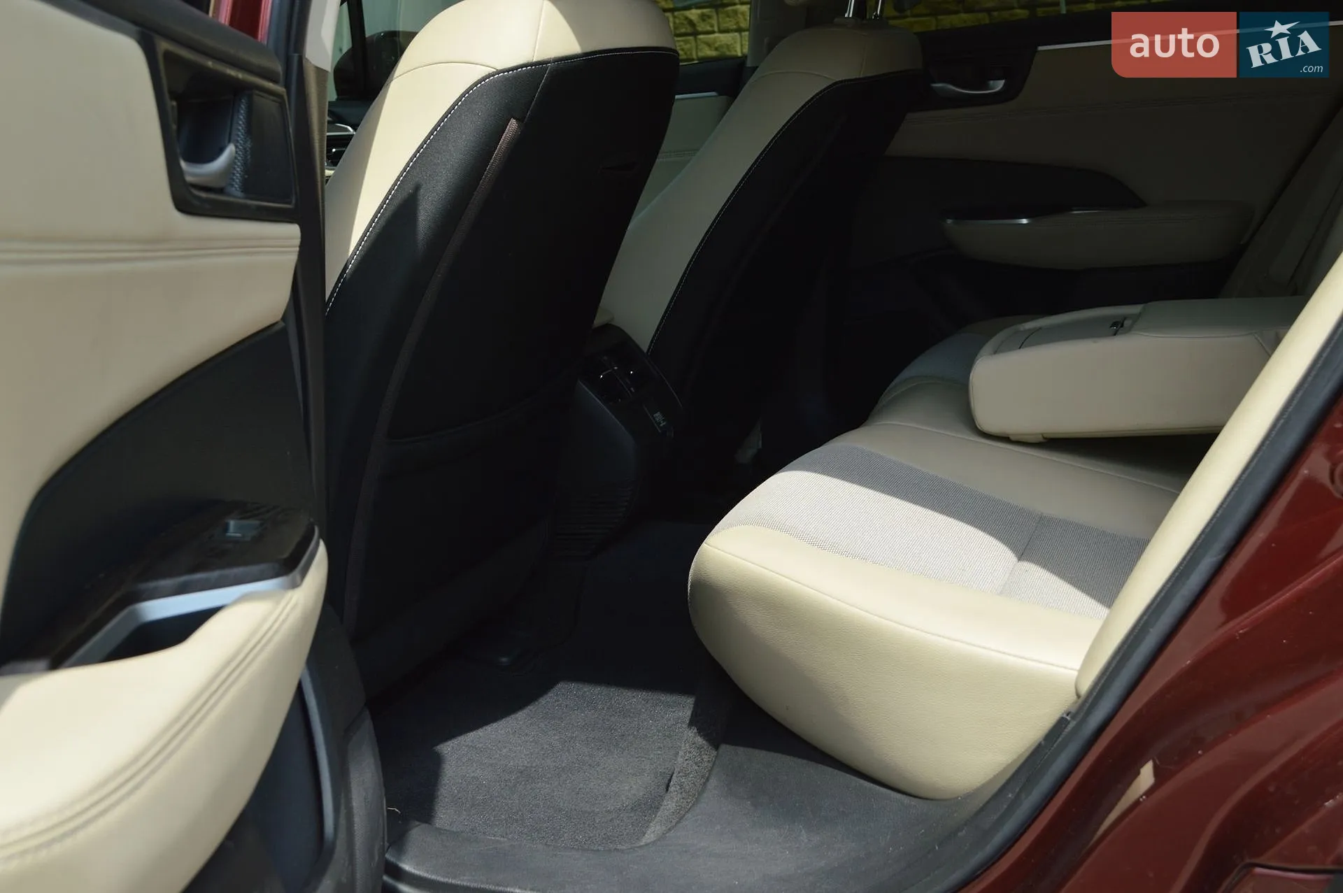 2018 Honda FCX Clarity - мініатюра 42