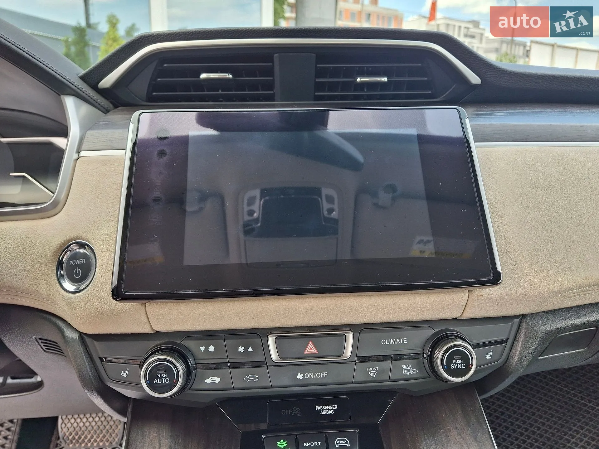 2017 Honda FCX Clarity - мініатюра 17