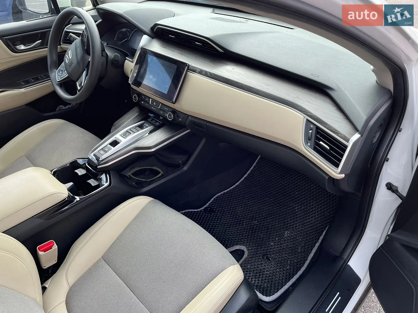 2019 Honda FCX Clarity - мініатюра 9