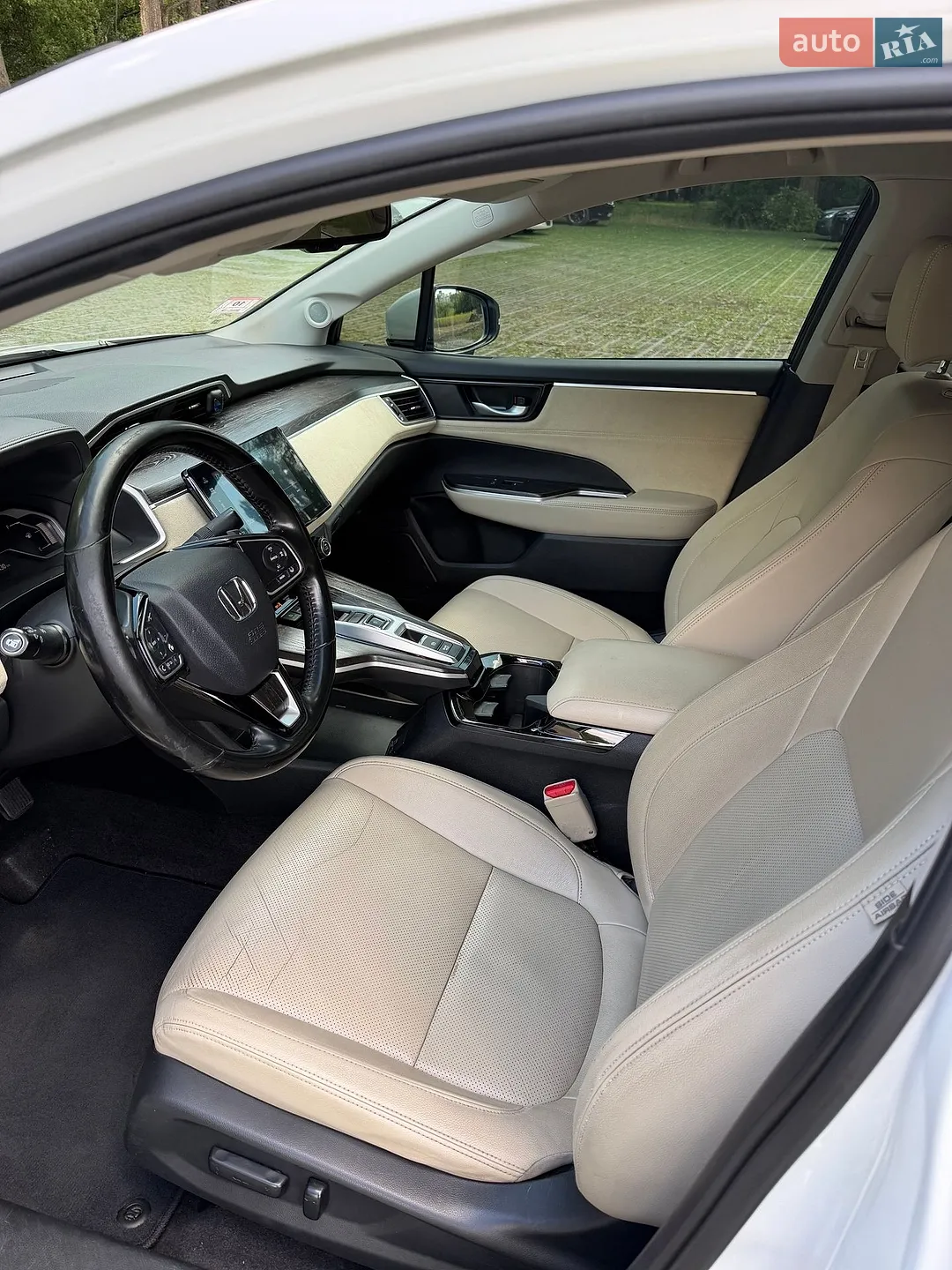 2017 Honda FCX Clarity - мініатюра 15