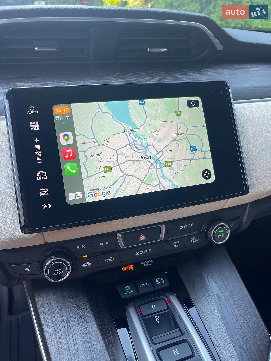 2017 Honda FCX Clarity - мініатюра 19